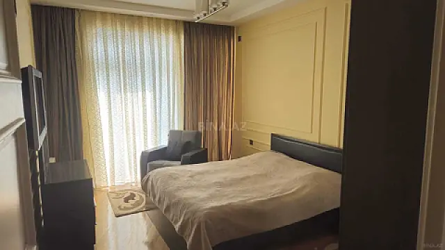 Kirayə verilir 2 otaqlı mənzil 100 m²