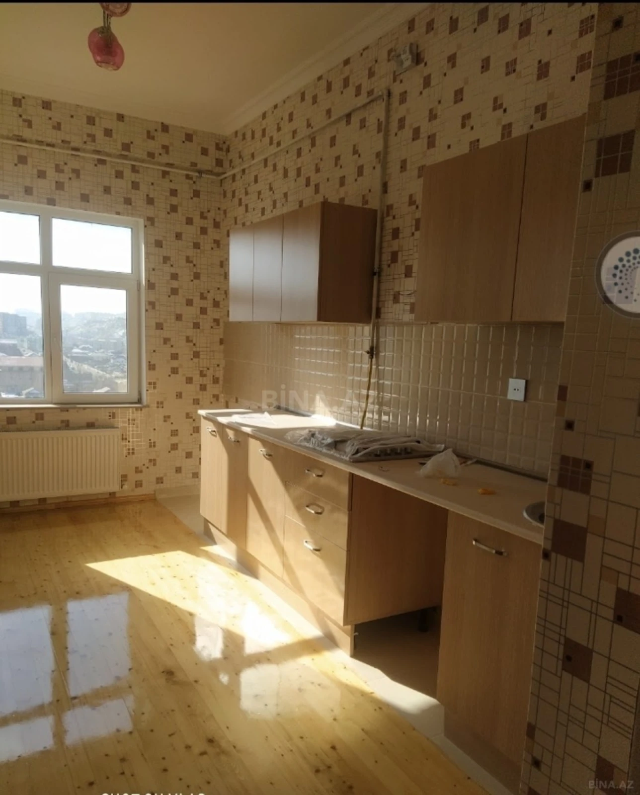 Satılır 2 otaqlı mənzil 90 m²