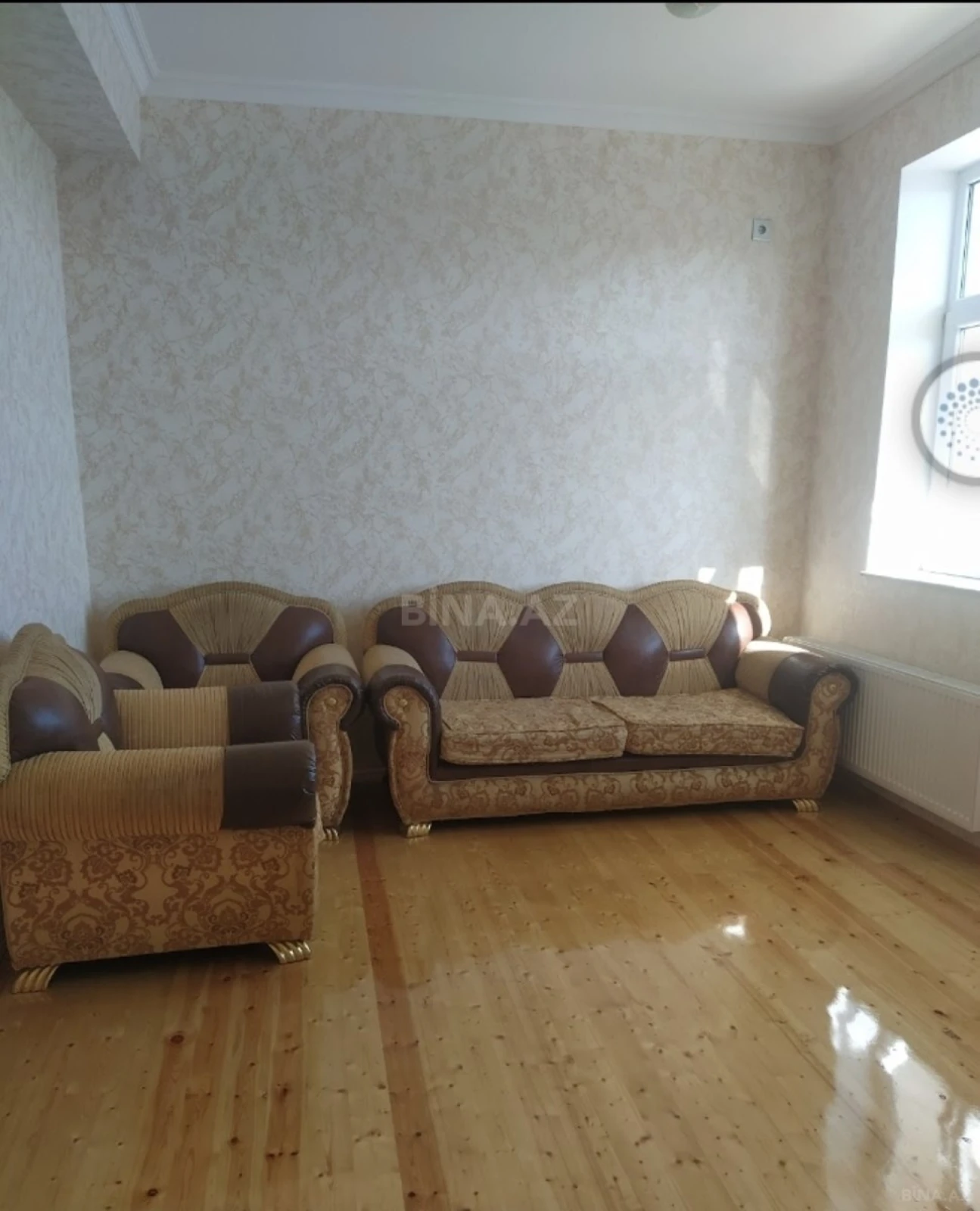 Satılır 2 otaqlı mənzil 90 m²