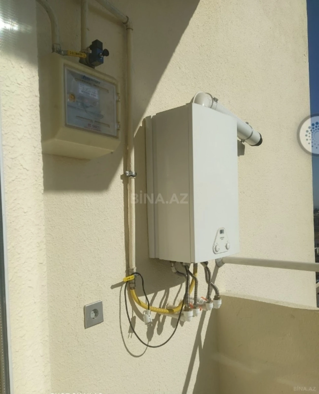 Satılır 2 otaqlı mənzil 90 m²