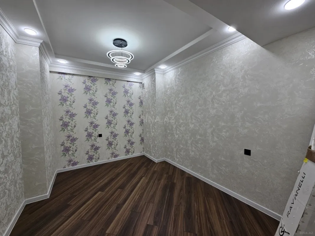 Satılır 3 otaqlı mənzil 105 m²