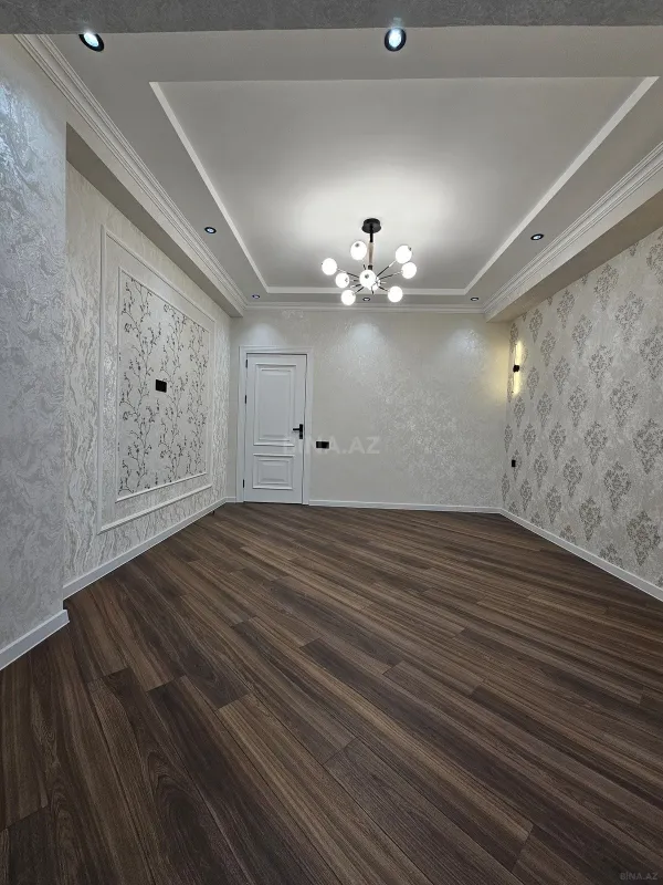 Satılır 3 otaqlı mənzil 105 m²