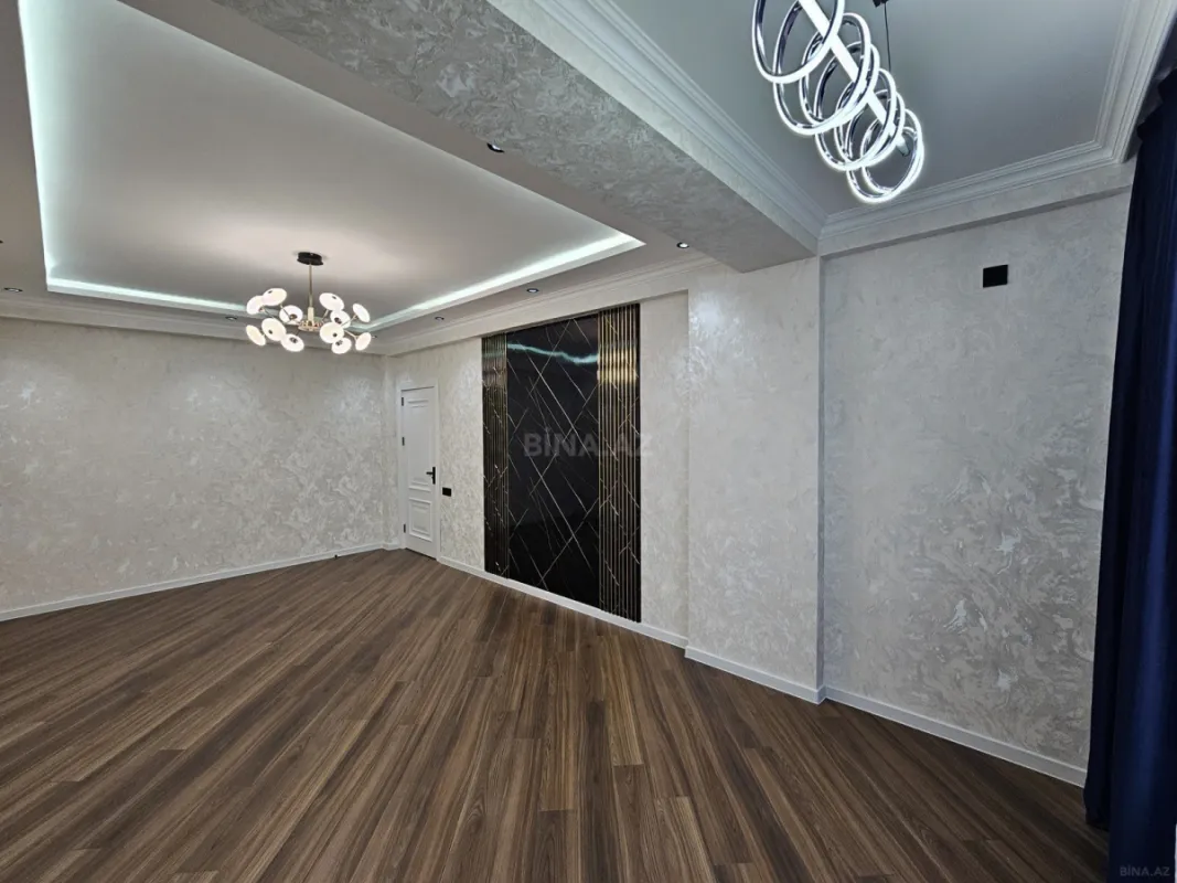 Satılır 3 otaqlı mənzil 105 m²