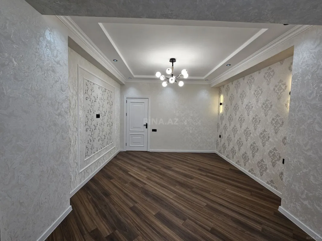 Satılır 3 otaqlı mənzil 105 m²