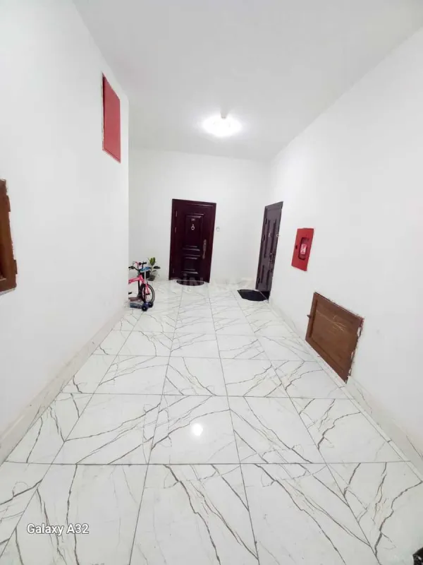 Satılır 3 otaqlı mənzil 130 m²