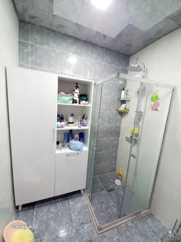Satılır 3 otaqlı mənzil 130 m²