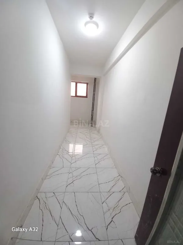 Satılır 3 otaqlı mənzil 130 m²