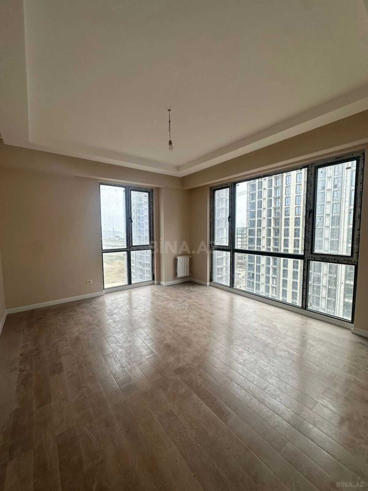 Satılır 2 otaqlı mənzil 64 m²