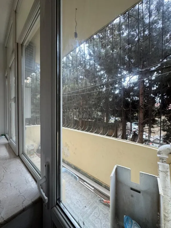 Satılır 2 otaqlı mənzil 75 m²