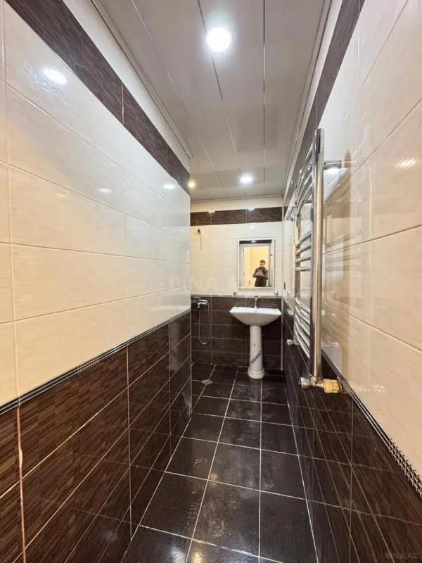 Satılır 2 otaqlı mənzil 75 m²