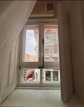 Kirayə verilir 1 otaqlı ofis 25 m²