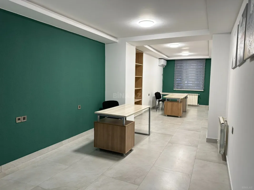 Kirayə verilir 4 otaqlı ofis 104 m²