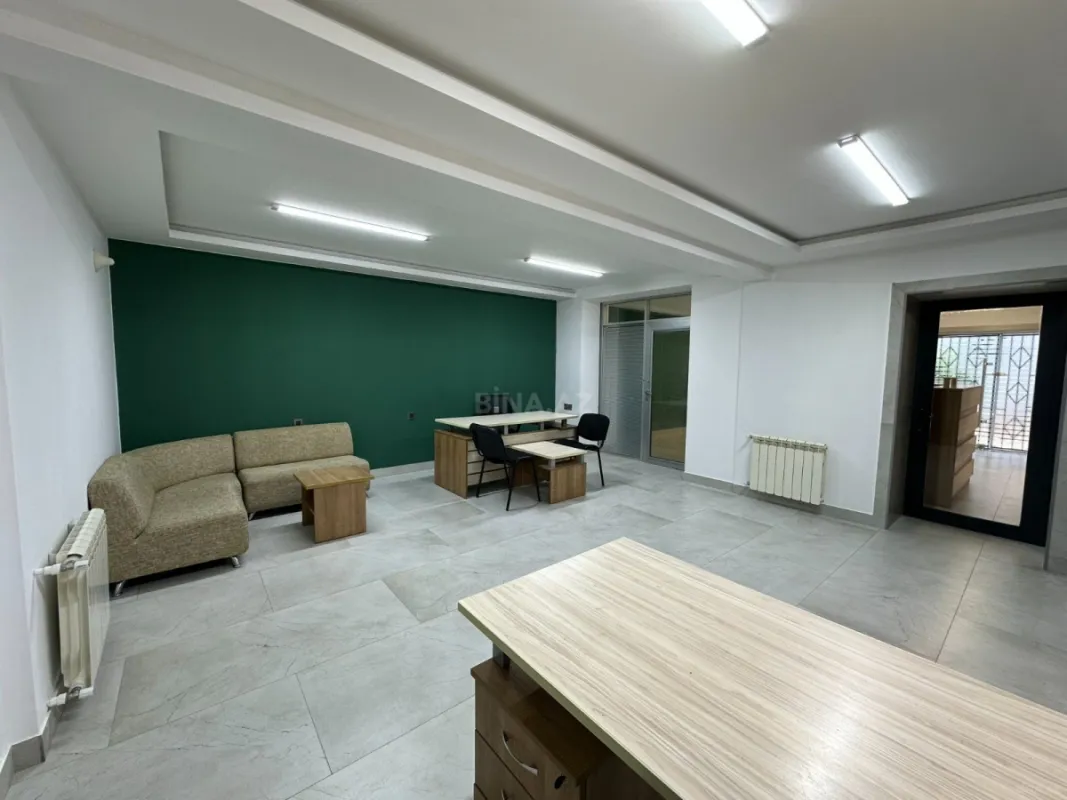 Kirayə verilir 4 otaqlı ofis 104 m²