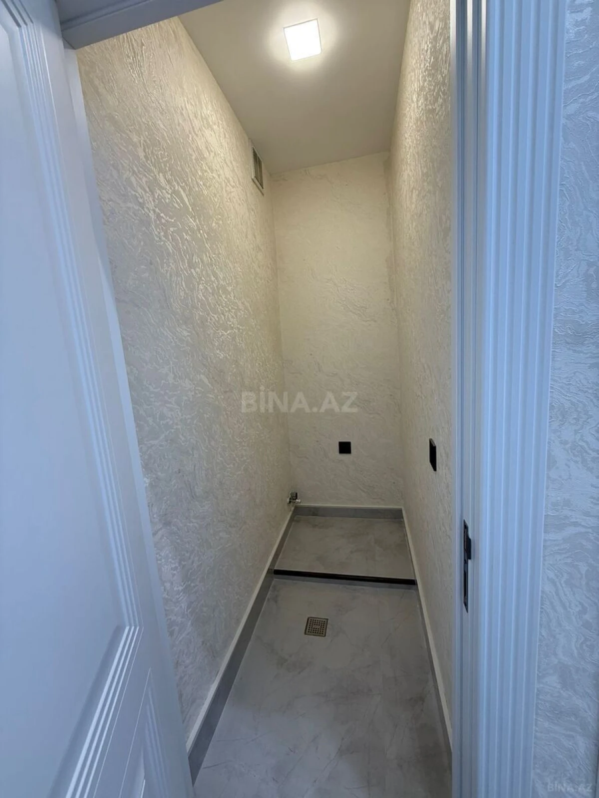 Satılır 3 otaqlı mənzil 70 m²