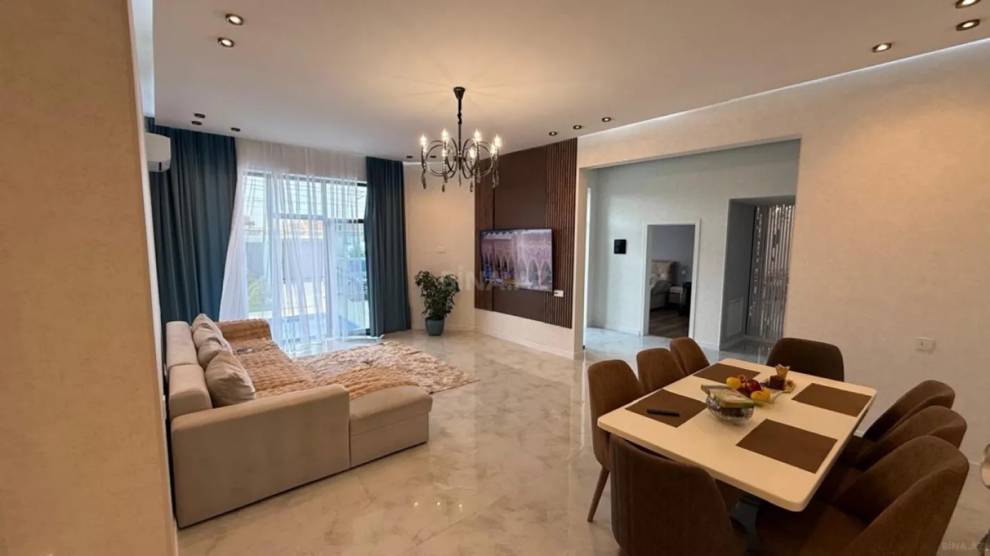 Kirayə verilir 4 otaqlı həyət evi 240 m²
