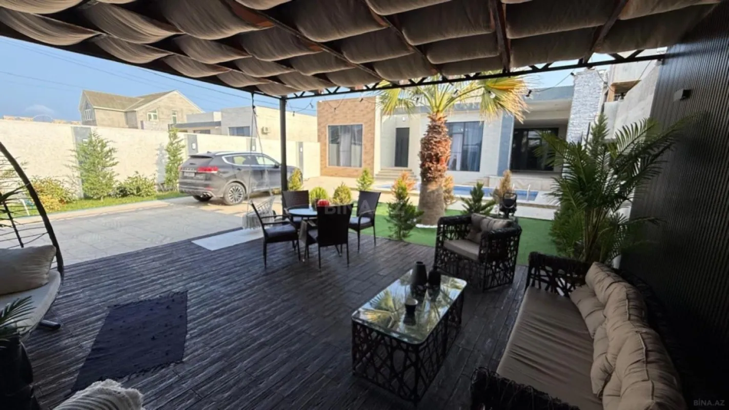 Kirayə verilir 4 otaqlı həyət evi 240 m²