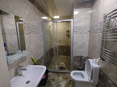 Kirayə verilir 2 otaqlı mənzil 65 m²