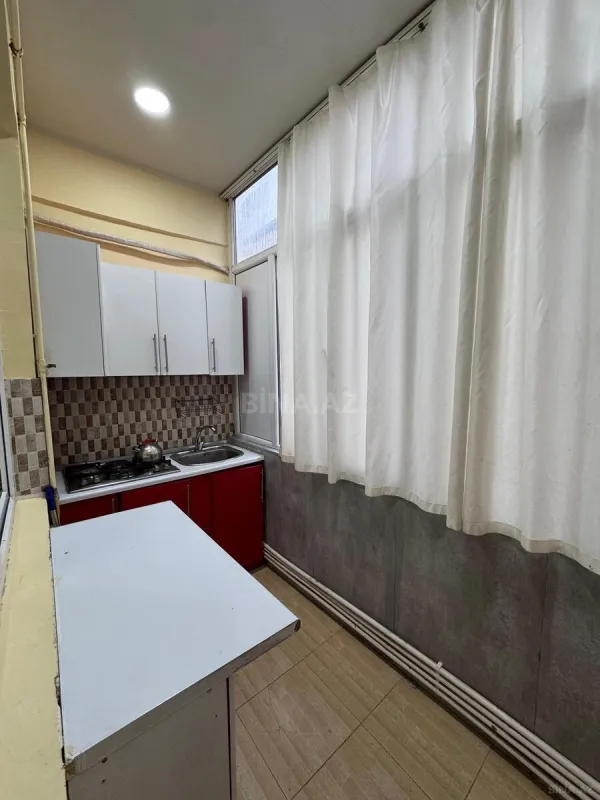 Satılır 2 otaqlı mənzil 60 m²