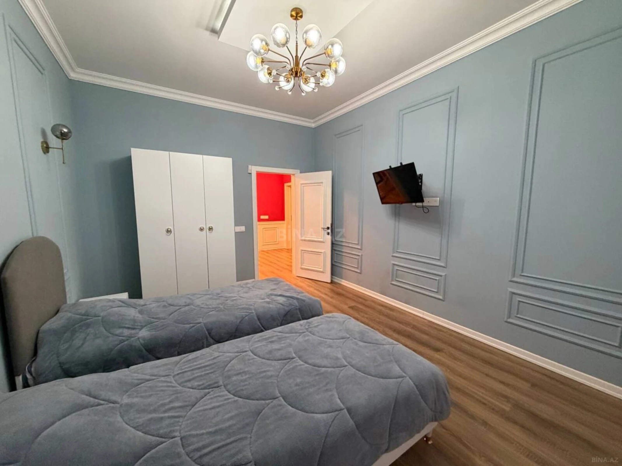 Satılır 5 otaqlı həyət evi 270 m²