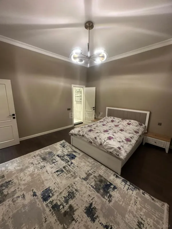 Kirayə verilir 4 otaqlı həyət evi 300 m²