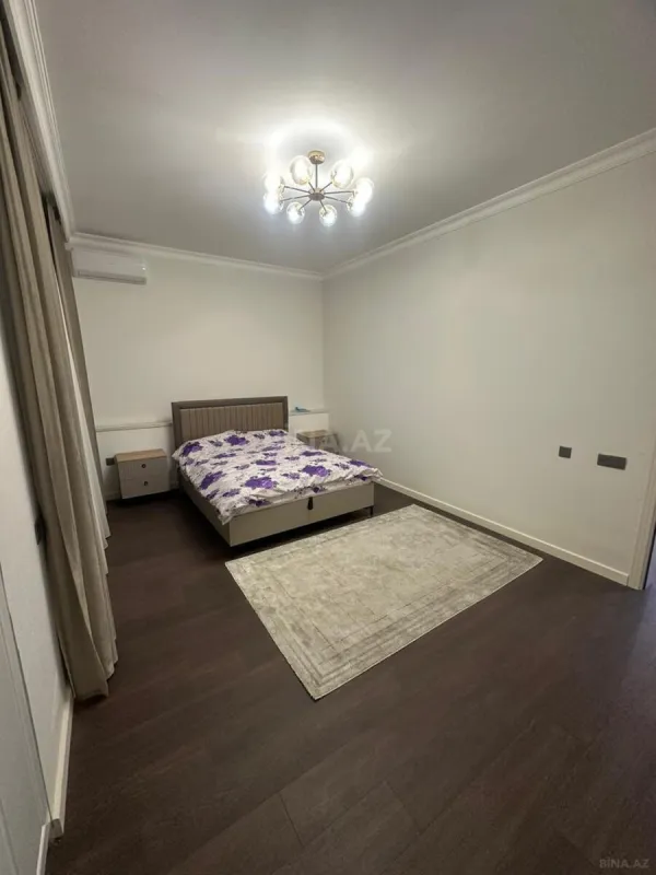 Kirayə verilir 4 otaqlı həyət evi 300 m²