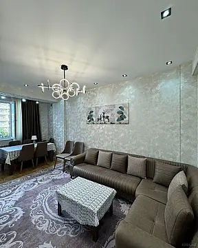 Satılır 2 otaqlı mənzil 85 m²