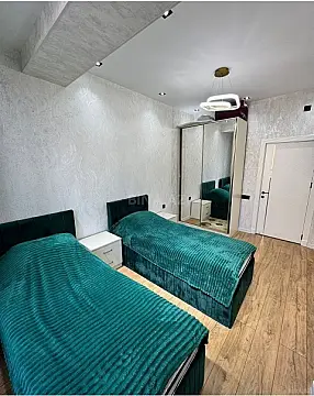 Satılır 2 otaqlı mənzil 85 m²