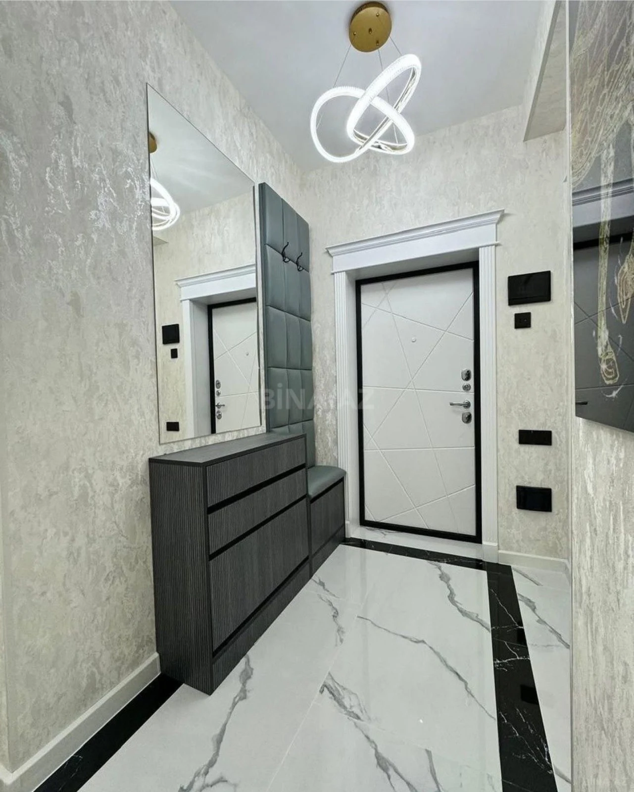 Satılır 2 otaqlı mənzil 85 m²