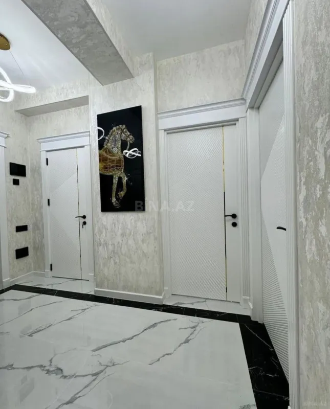 Satılır 2 otaqlı mənzil 85 m²