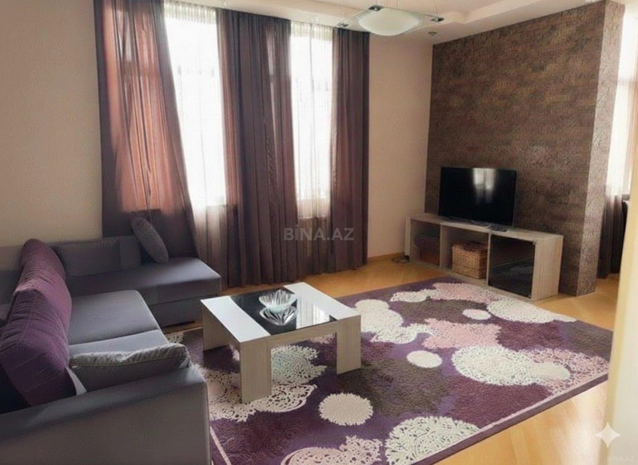 Satılır 2 otaqlı mənzil 88 m²