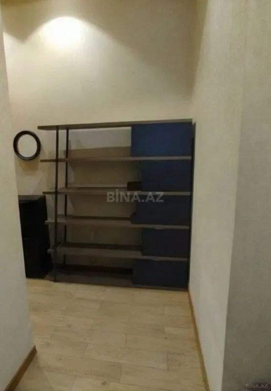 Satılır 2 otaqlı mənzil 88 m²