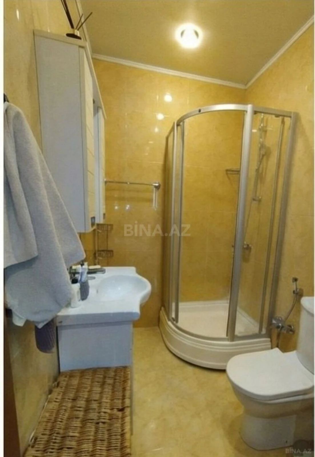 Satılır 2 otaqlı mənzil 88 m²