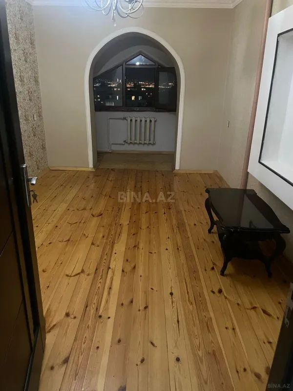 Kirayə verilir 4 otaqlı mənzil 100 m²