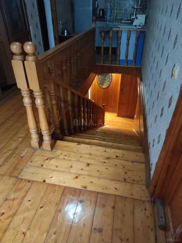 Satılır 5 otaqlı həyət evi 150 m²