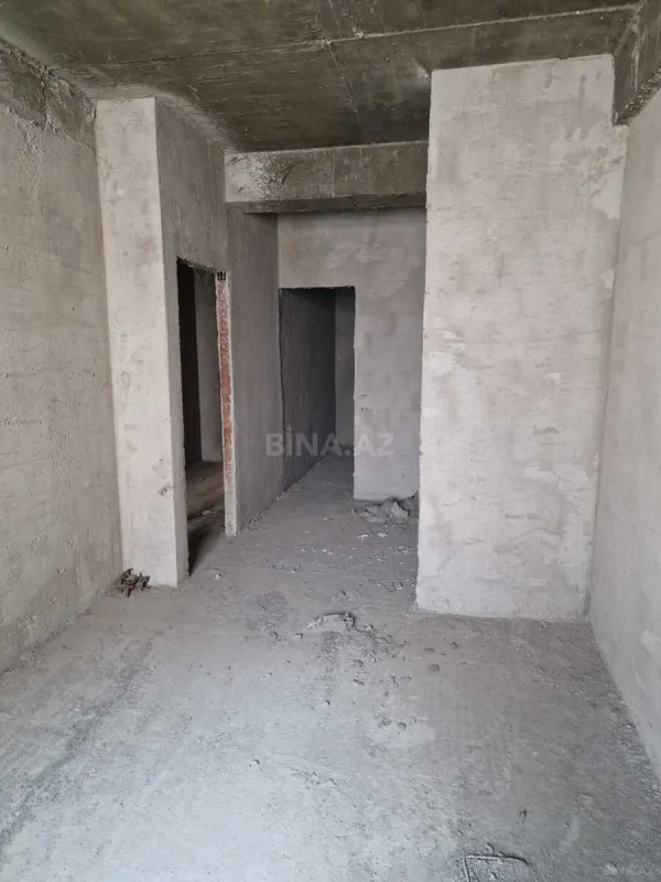 Satılır 3 otaqlı mənzil 153 m²