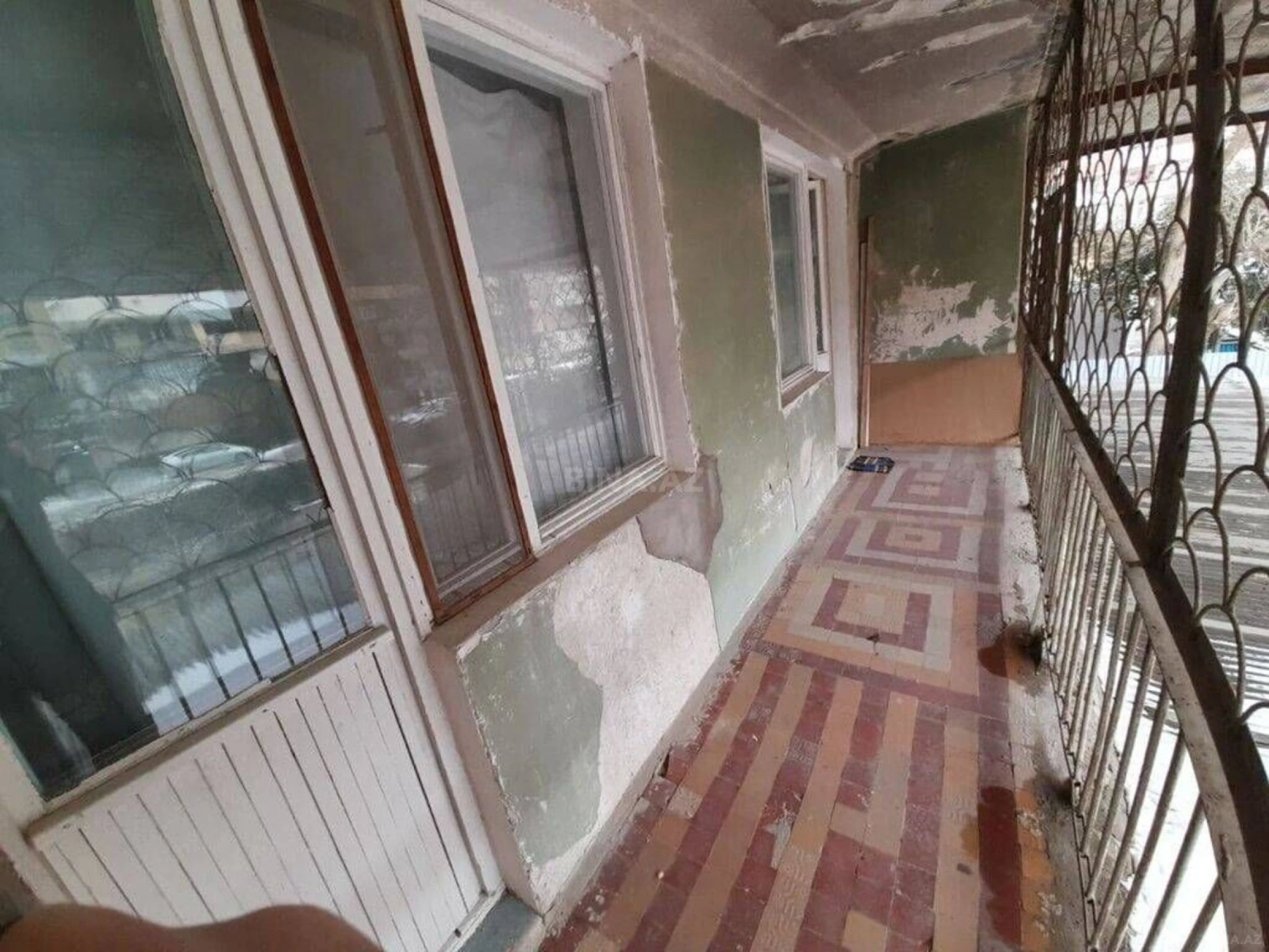 Satılır 4 otaqlı mənzil 110 m²