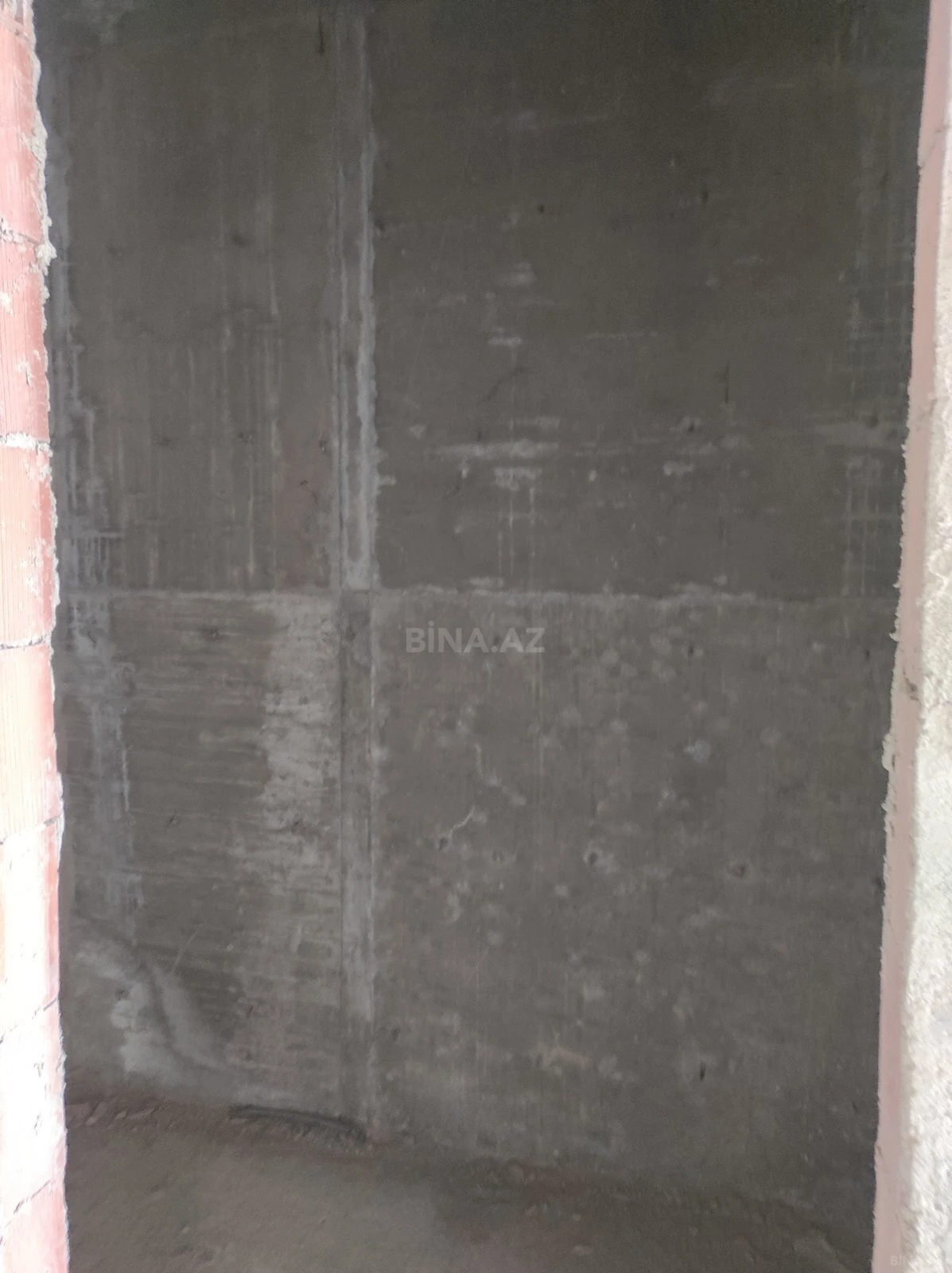 Satılır 4 otaqlı mənzil 113.1 m²