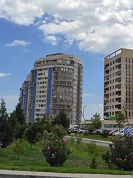 Satılır 4 otaqlı mənzil 113.1 m²