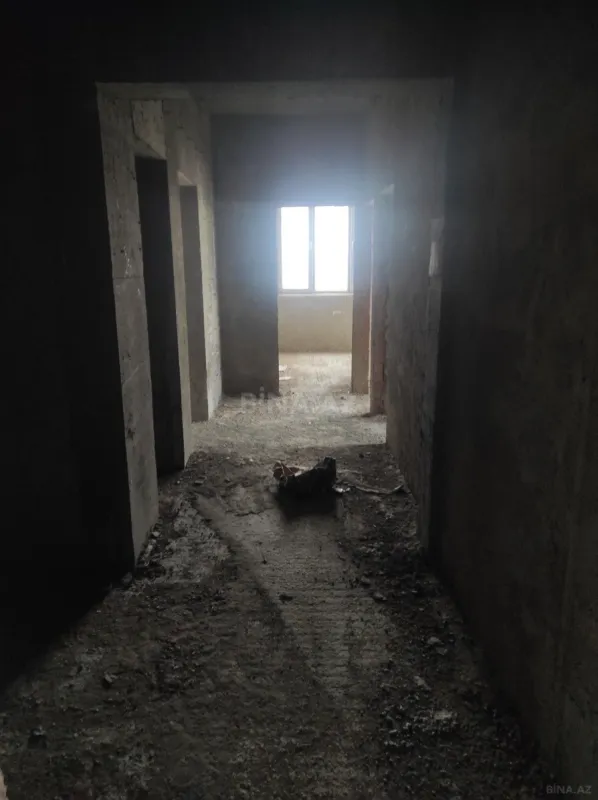 Satılır 4 otaqlı mənzil 113.1 m²