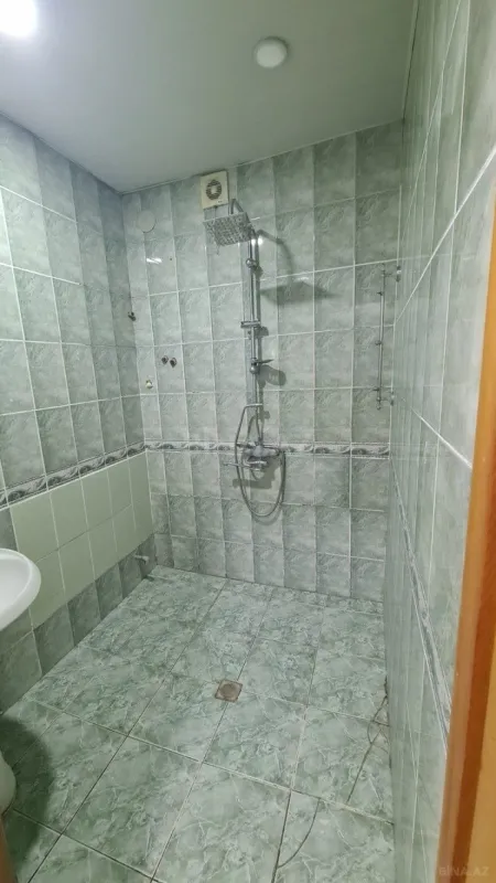 Kirayə verilir 2 otaqlı mənzil 55 m²