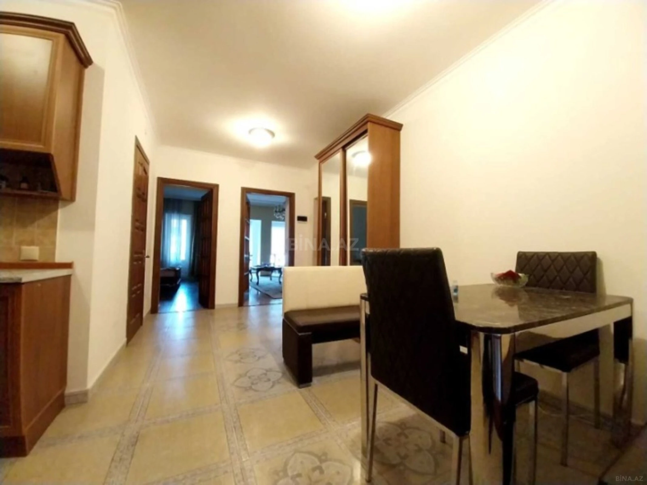 Satılır 3 otaqlı mənzil 100 m²