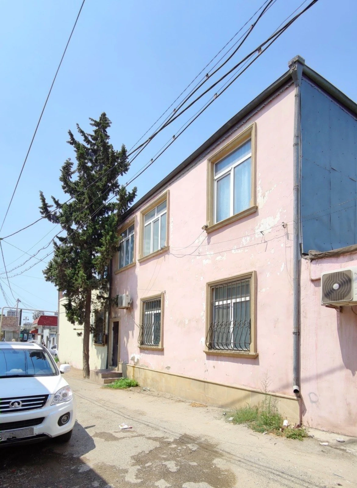Kirayə verilir 4 otaqlı həyət evi 200 m²