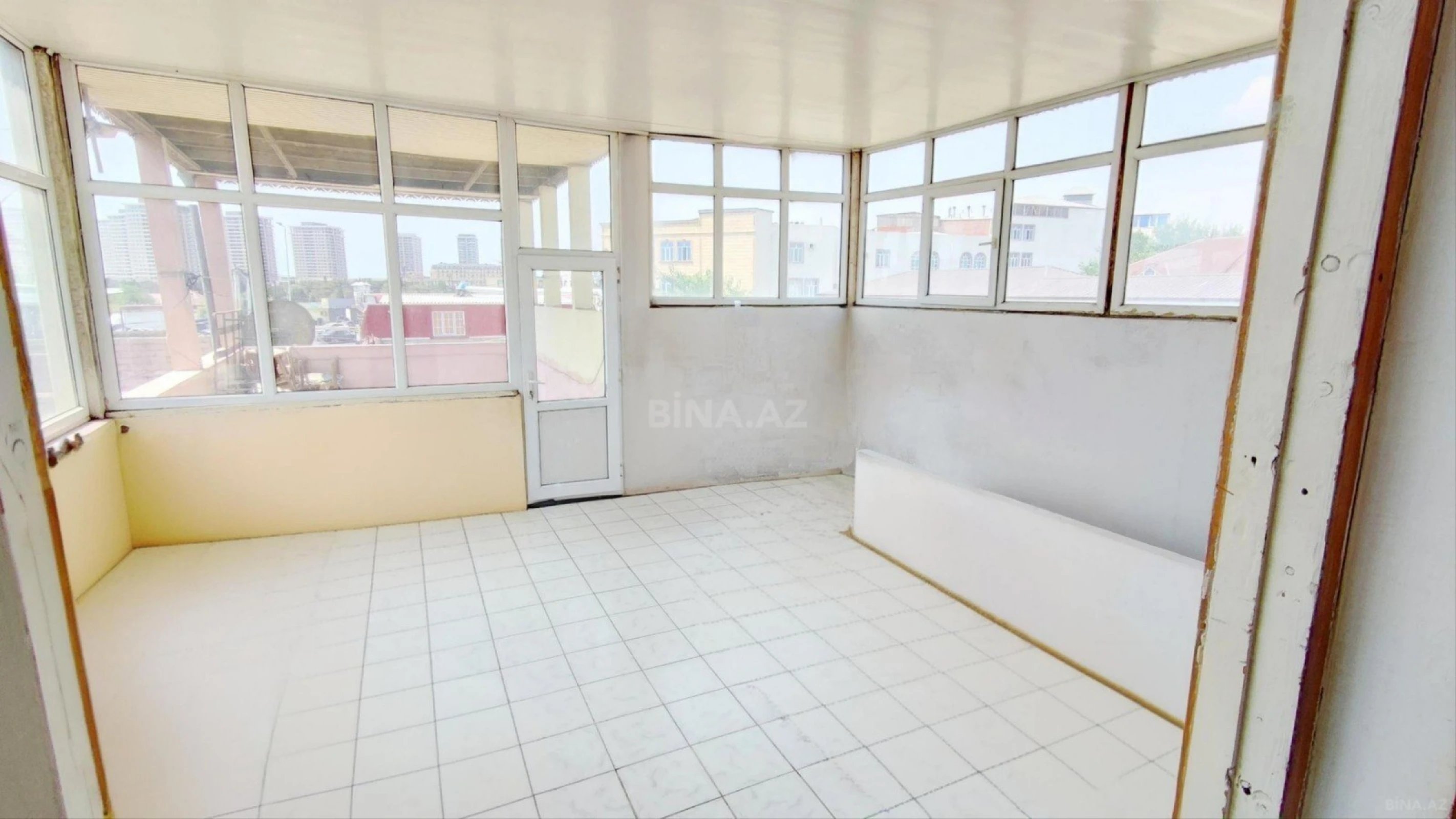 Kirayə verilir 4 otaqlı həyət evi 200 m²