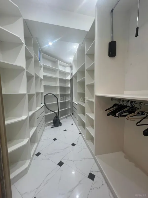 Kirayə verilir 3 otaqlı mənzil 170 m²