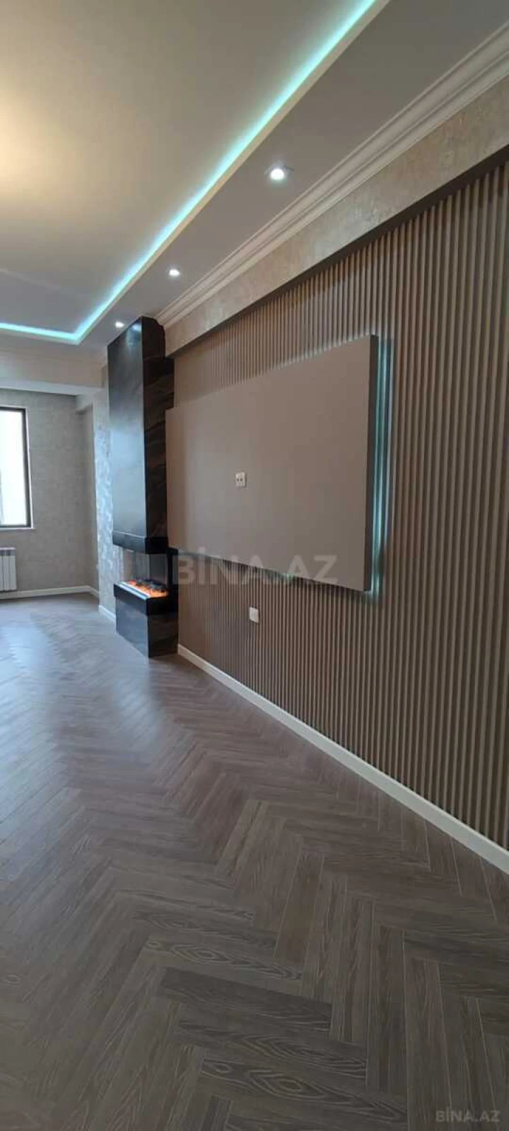 Satılır 3 otaqlı mənzil 137 m²