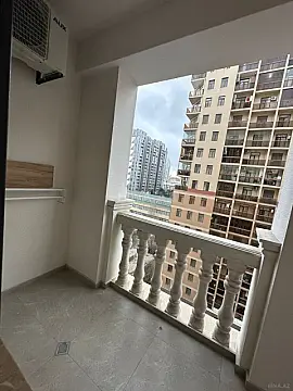 Kirayə verilir 2 otaqlı mənzil 86 m²