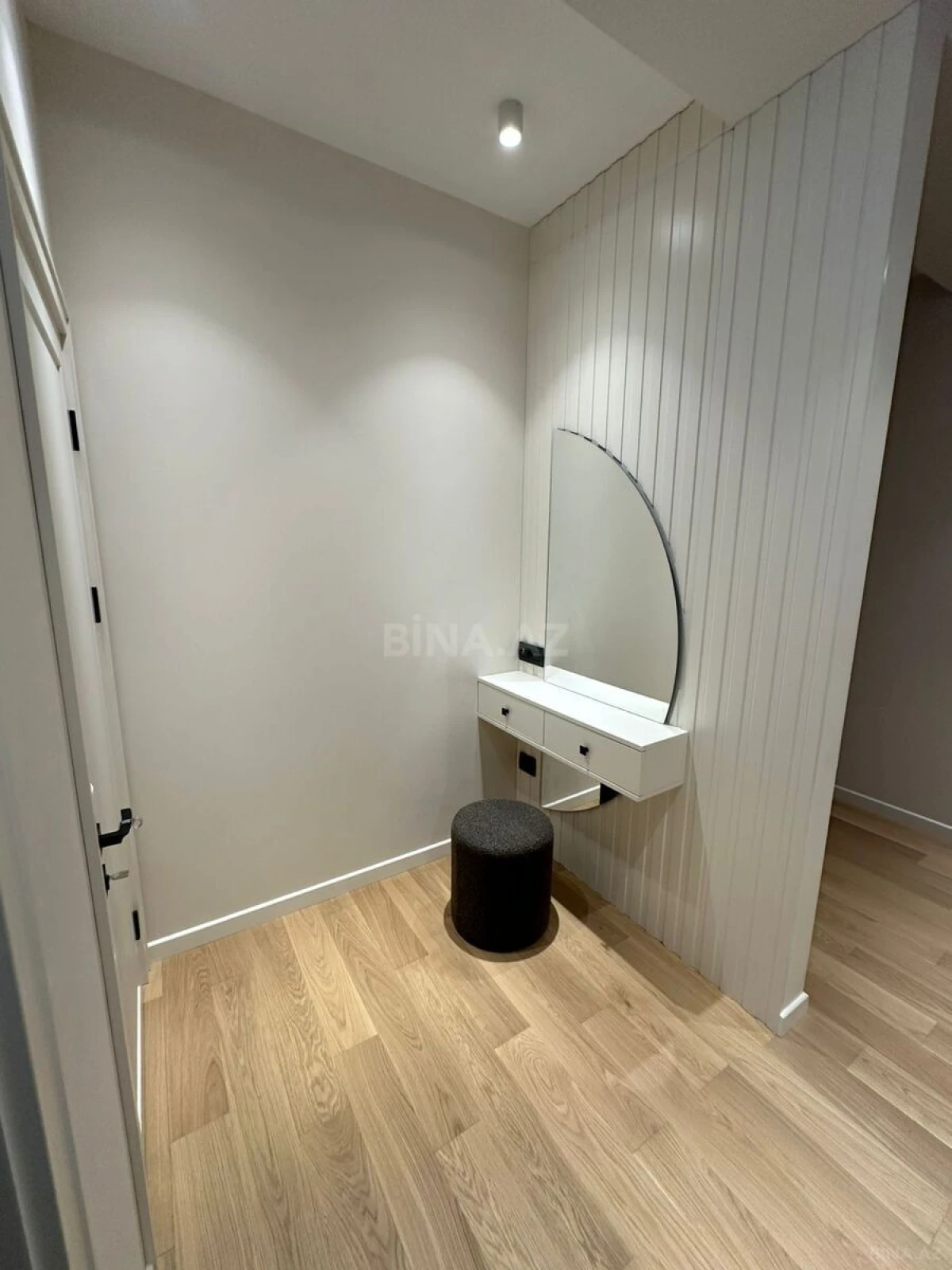 Kirayə verilir 2 otaqlı mənzil 86 m²