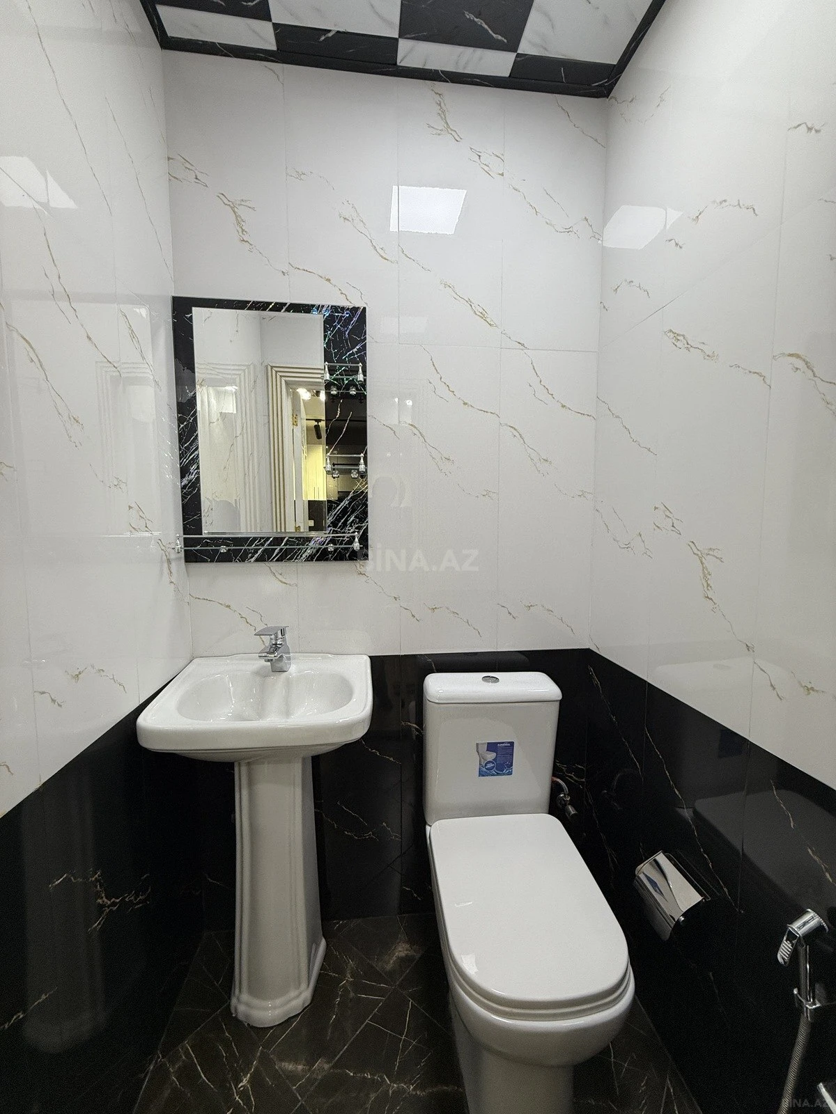 Satılır 3 otaqlı mənzil 74 m²
