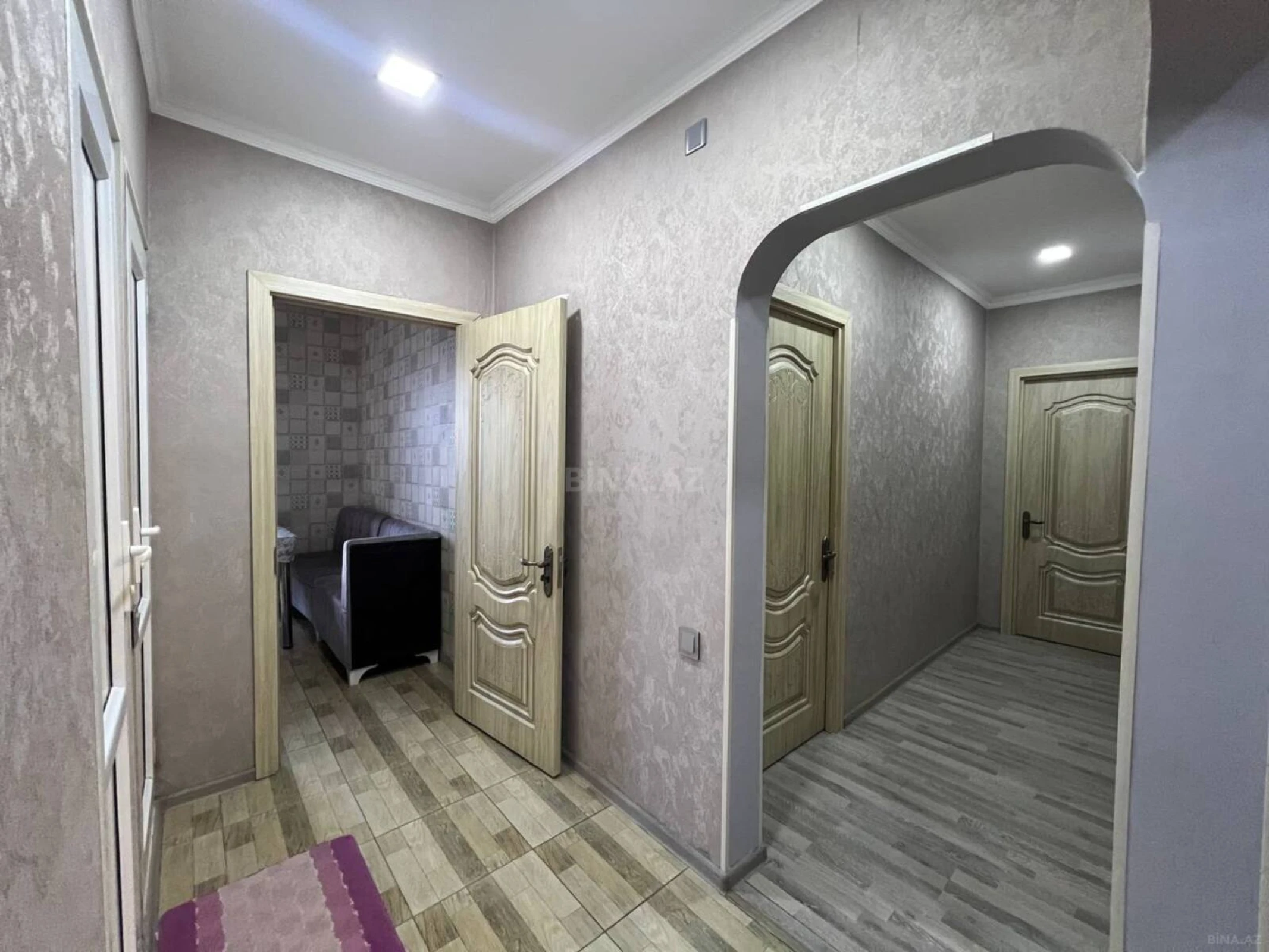 Satılır 4 otaqlı mənzil 100 m²