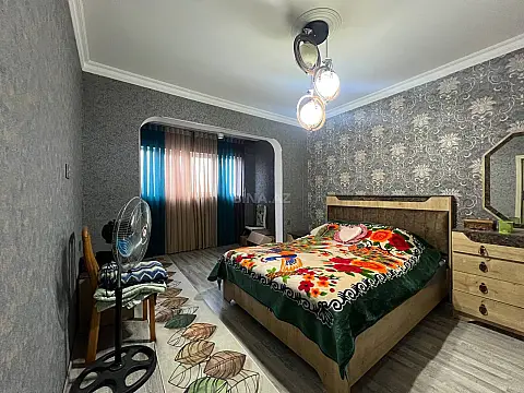Satılır 4 otaqlı mənzil 100 m²